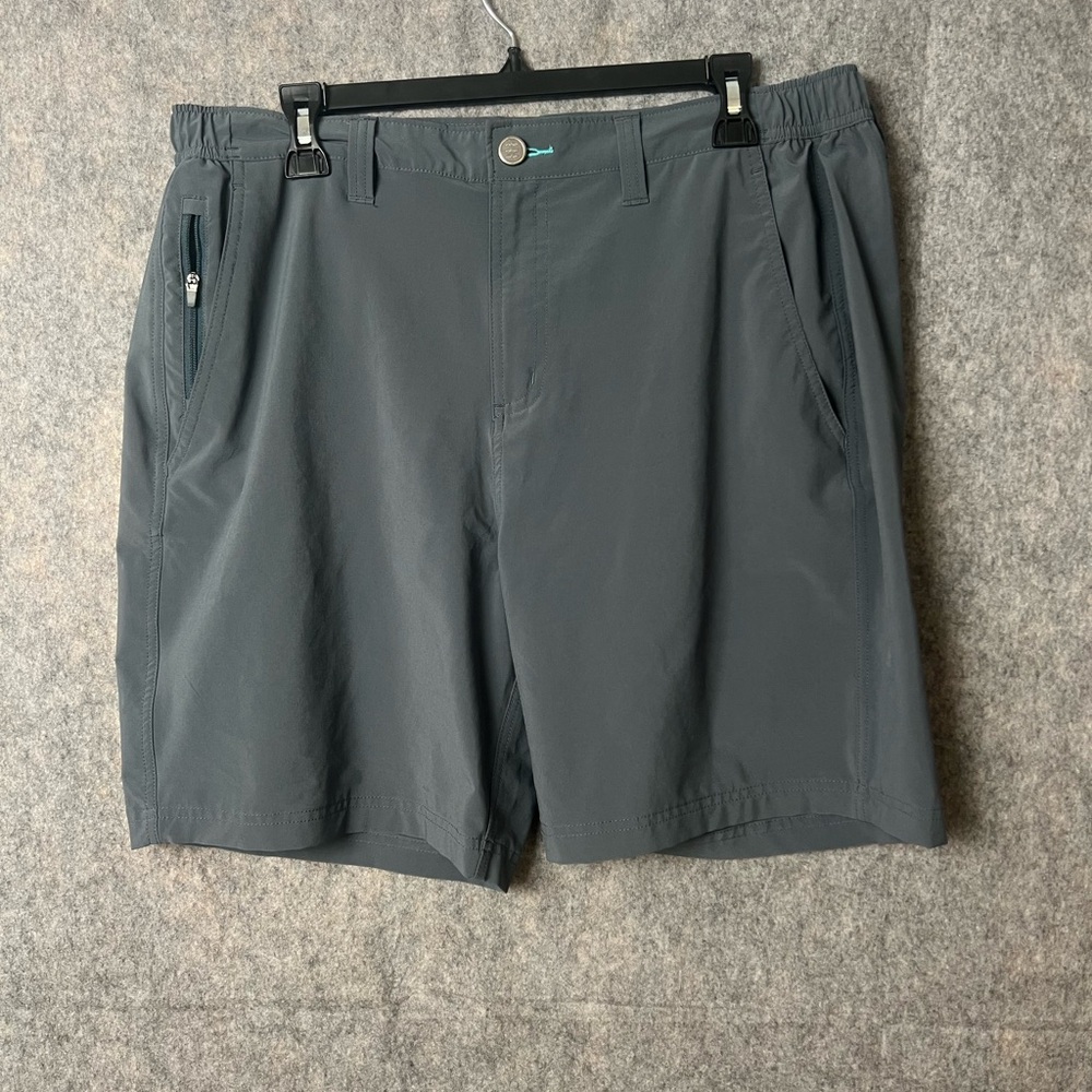 FreeFly Men's XLarge‎ Gray performance stretch flat front Shorts